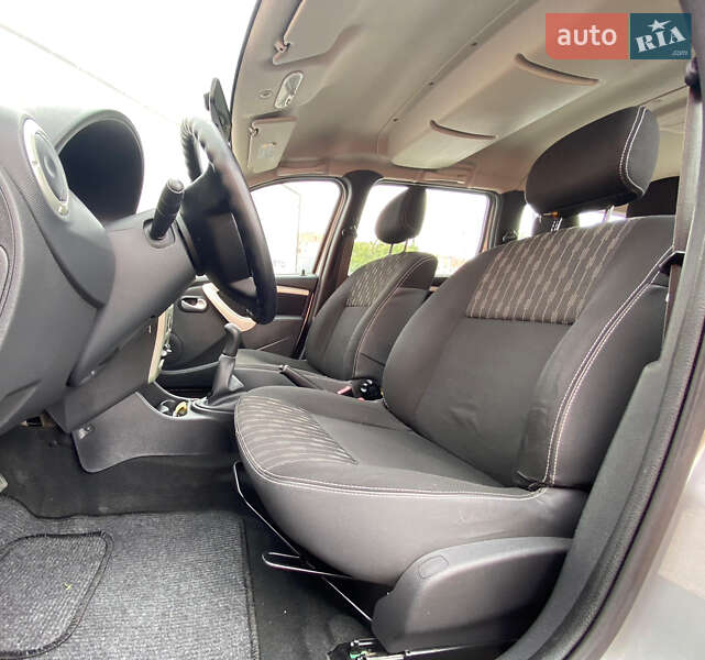 Универсал Dacia Logan MCV 2012 в Ровно