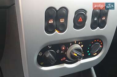 Универсал Dacia Logan MCV 2011 в 