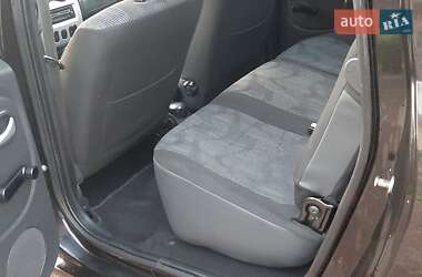 Универсал Dacia Logan MCV 2011 в 