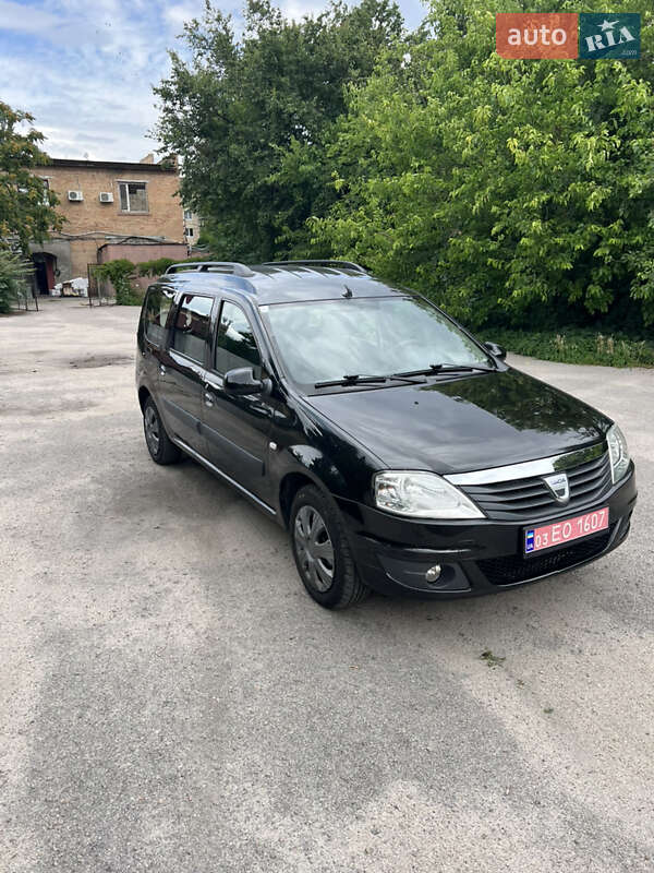 Універсал Dacia Logan MCV 2011 в Марганці
