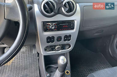 Универсал Dacia Logan MCV 2009 в 