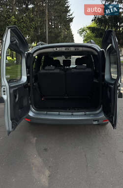 Універсал Dacia Logan MCV 2010 в 