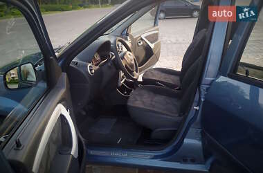 Универсал Dacia Logan MCV 2011 в 