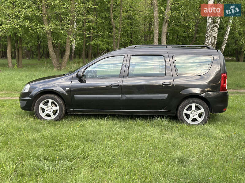 Универсал Dacia Logan MCV 2010 в Сумах