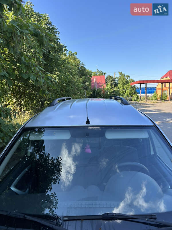 Универсал Dacia Logan MCV 2009 в Хороле