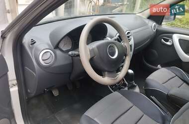 Универсал Dacia Logan MCV 2009 в 