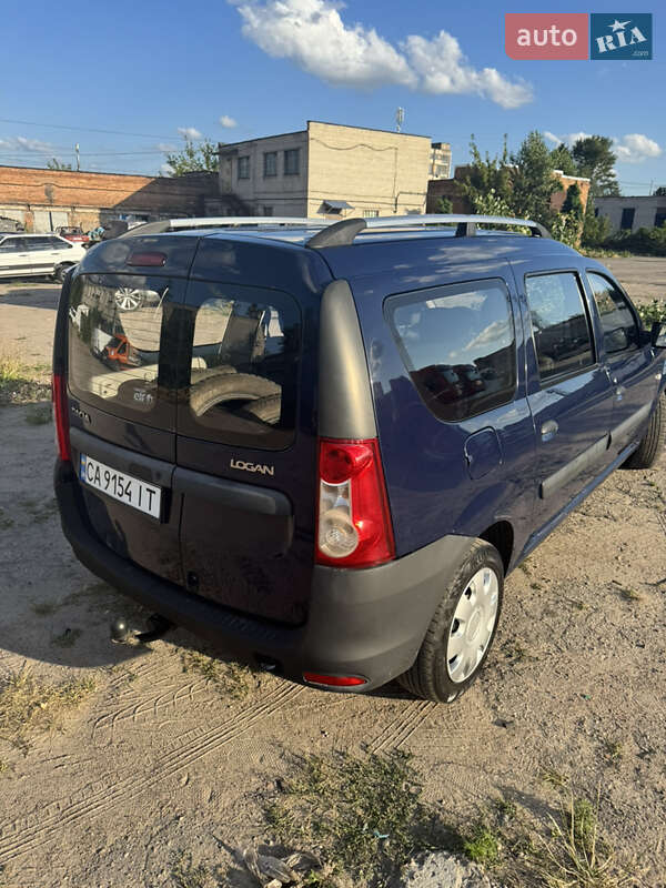 Універсал Dacia Logan MCV 2011 в Черкасах