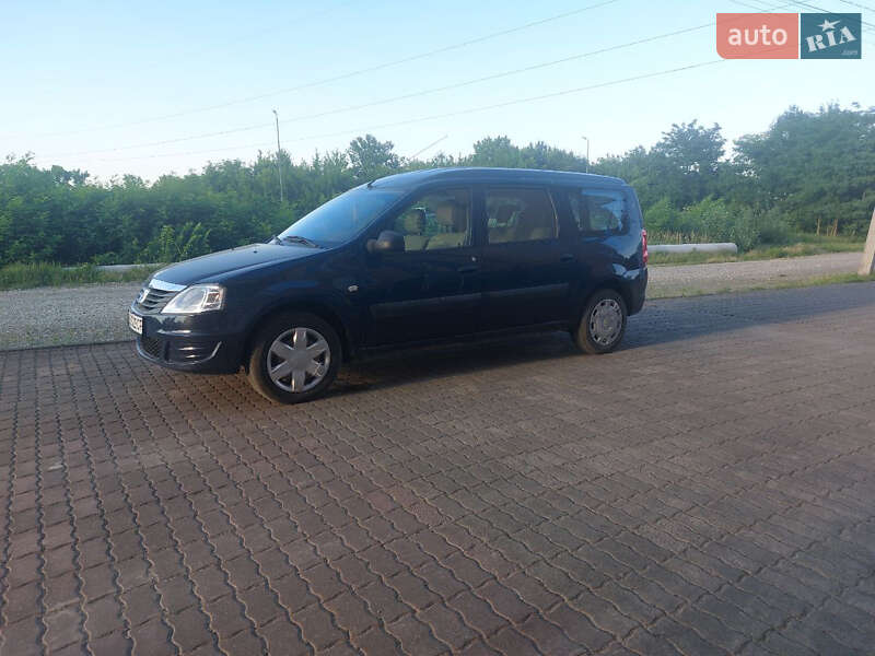 Универсал Dacia Logan MCV 2010 в Черновцах