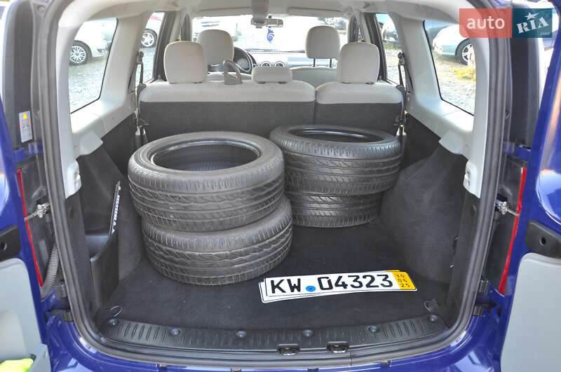 Универсал Dacia Logan MCV 2010 в Львове