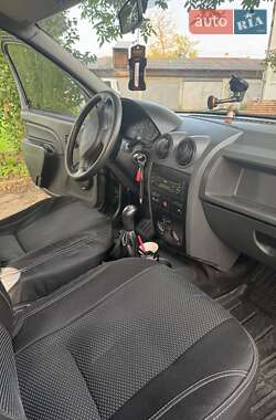 Универсал Dacia Logan MCV 2007 в 