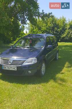 Универсал Dacia Logan MCV 2011 в Остроге