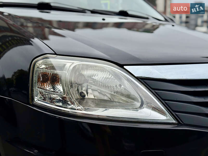 Универсал Dacia Logan MCV 2011 в Тернополе