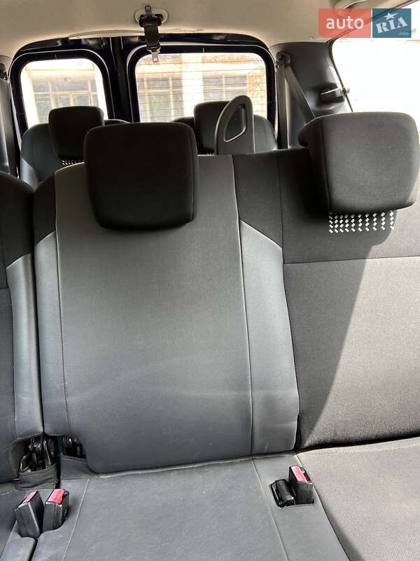 Універсал Dacia Logan MCV 2012 в Ніжині фото 47 Універсал Dacia Logan MCV 2012 в Ніжині