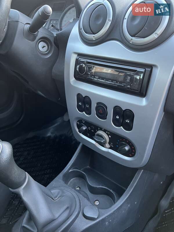 Універсал Dacia Logan MCV 2010 в Ніжині фото 47 Універсал Dacia Logan MCV 2010 в Ніжині