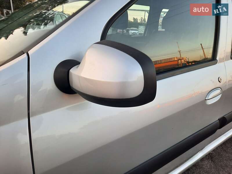 Універсал Dacia Logan MCV 2009 в Полтаві фото 20 Універсал Dacia Logan MCV 2009 в Полтаві