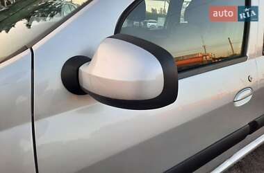 Универсал Dacia Logan MCV 2009 в 