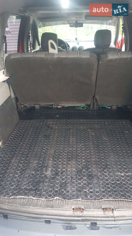 Универсал Dacia Logan MCV 2008 в Киеве