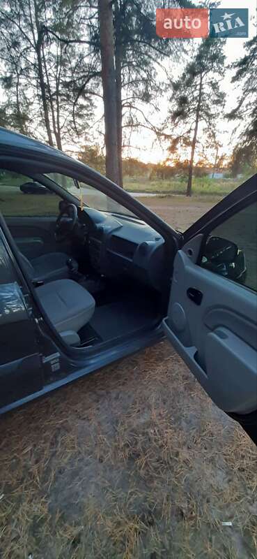 Универсал Dacia Logan MCV 2008 в Сумах