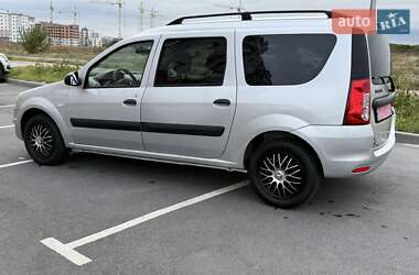 Универсал Dacia Logan MCV 2012 в 