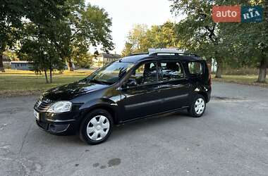Універсал Dacia Logan MCV 2010 в 