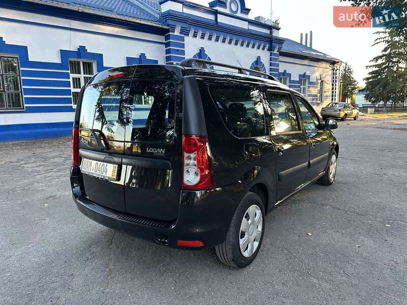 Универсал Dacia Logan MCV 2010 в Лебедине