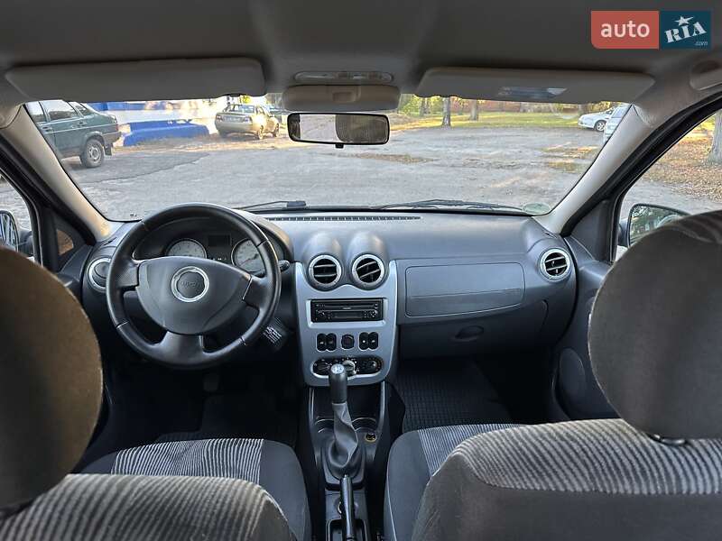 Универсал Dacia Logan MCV 2010 в Лебедине