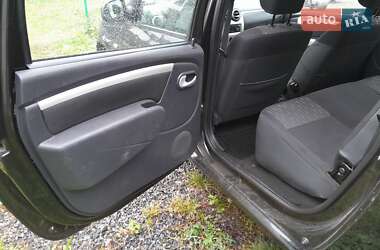 Универсал Dacia Logan MCV 2012 в 
