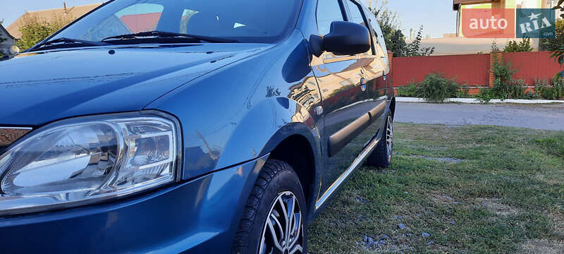 Универсал Dacia Logan MCV 2011 в Немирове