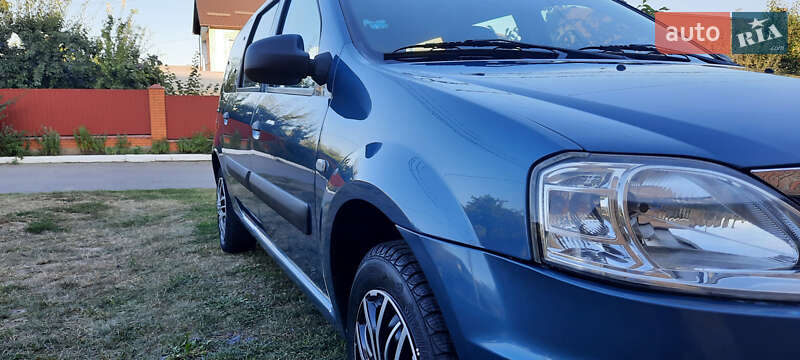 Универсал Dacia Logan MCV 2011 в Немирове