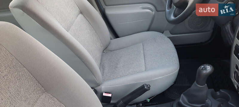 Универсал Dacia Logan MCV 2011 в Немирове