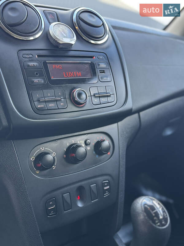 Универсал Dacia Logan MCV 2015 в Львове