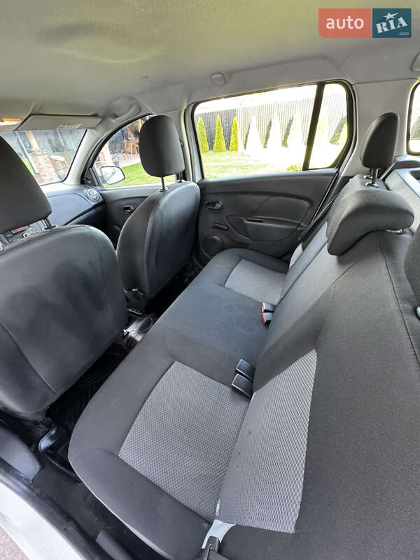 Универсал Dacia Logan MCV 2015 в Львове