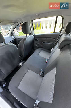 Универсал Dacia Logan MCV 2015 в 