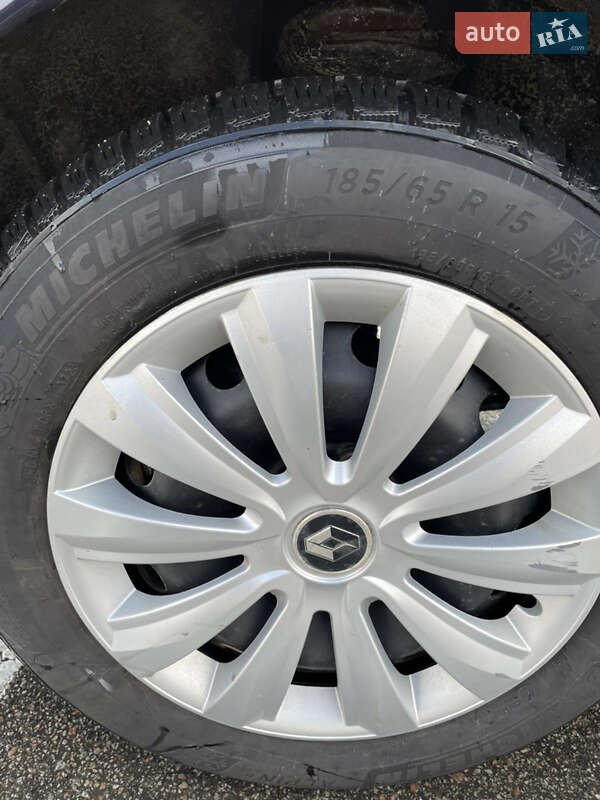 Универсал Dacia Logan MCV 2011 в Киеве фото 6 Универсал Dacia Logan MCV 2011 в Киеве