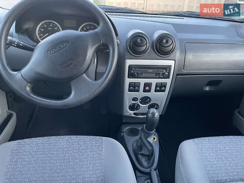 Универсал Dacia Logan MCV 2008 в Млинове