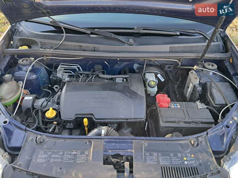 Универсал Dacia Logan MCV 2014 в Гайсине