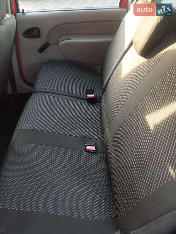 Универсал Dacia Logan MCV 2010 в Львове фото 17 Универсал Dacia Logan MCV 2010 в Львове