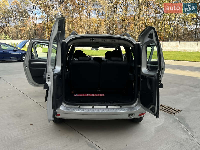 Універсал Dacia Logan MCV 2009 в Луцьку