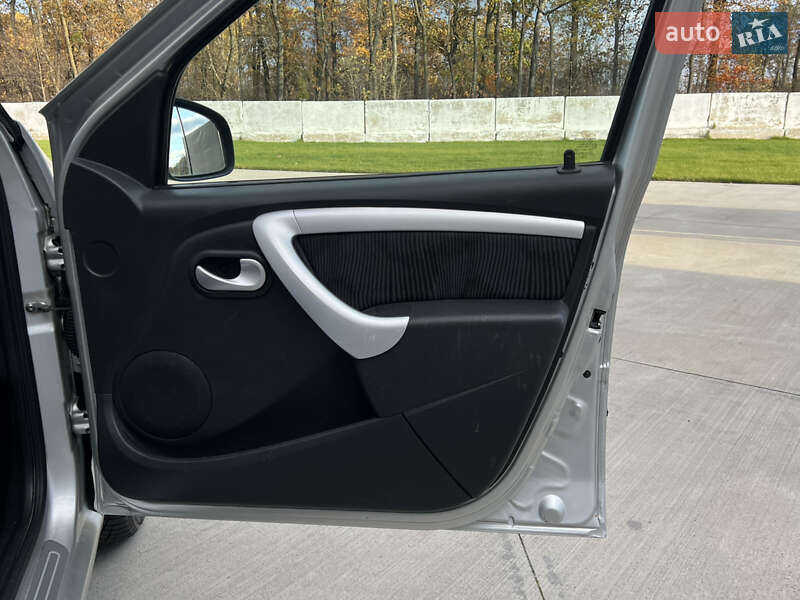 Універсал Dacia Logan MCV 2009 в Луцьку