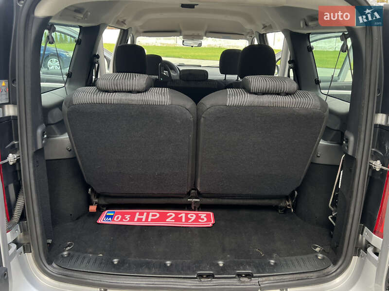 Універсал Dacia Logan MCV 2009 в Луцьку