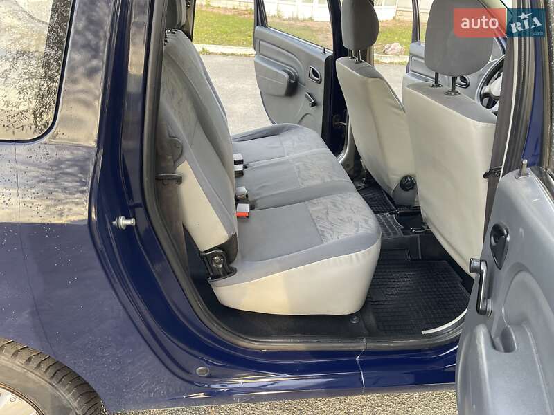 Універсал Dacia Logan MCV 2012 в Києві