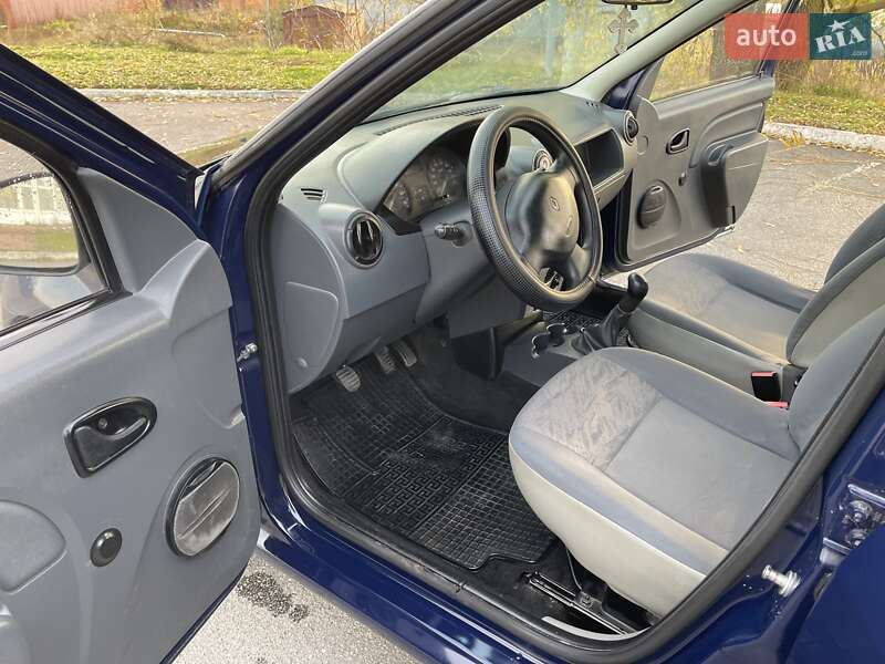 Універсал Dacia Logan MCV 2012 в Києві