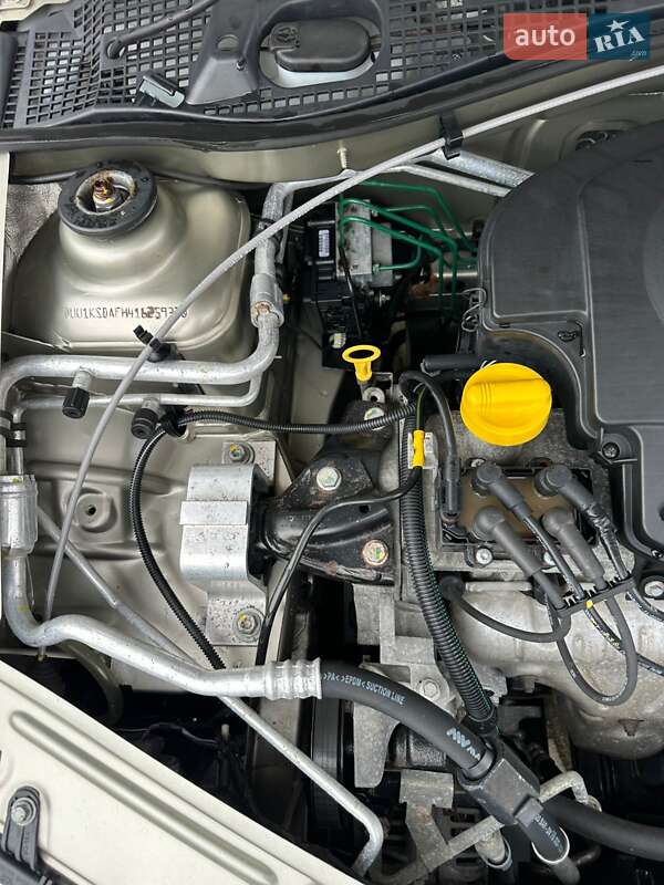 Универсал Dacia Logan MCV 2009 в Ромнах фото 34 Универсал Dacia Logan MCV 2009 в Ромнах