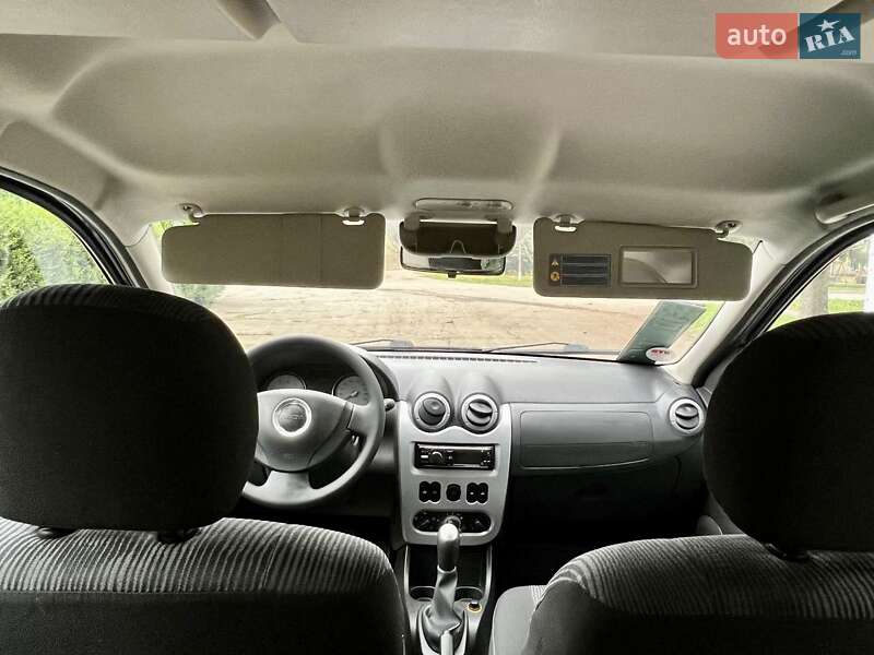 Універсал Dacia Logan MCV 2010 в Умані