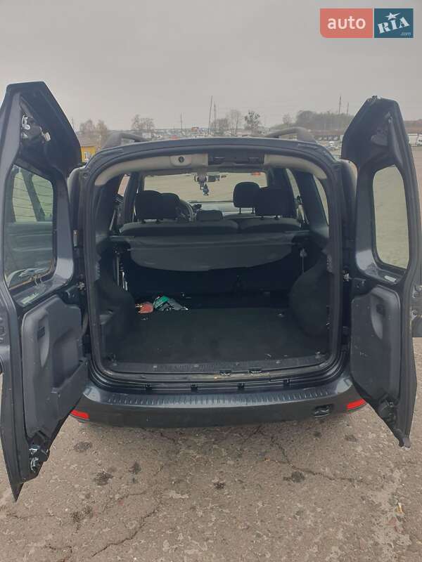 Универсал Dacia Logan MCV 2012 в Ровно