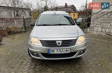 Универсал Dacia Logan MCV 2012 в Дубно