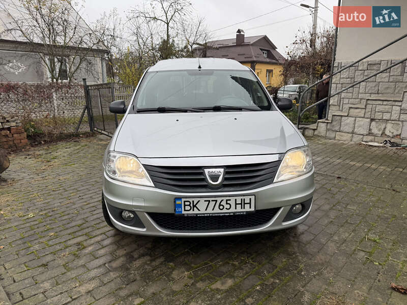 Універсал Dacia Logan MCV 2012 в Дубні фото Універсал Dacia Logan MCV 2012 в Дубні