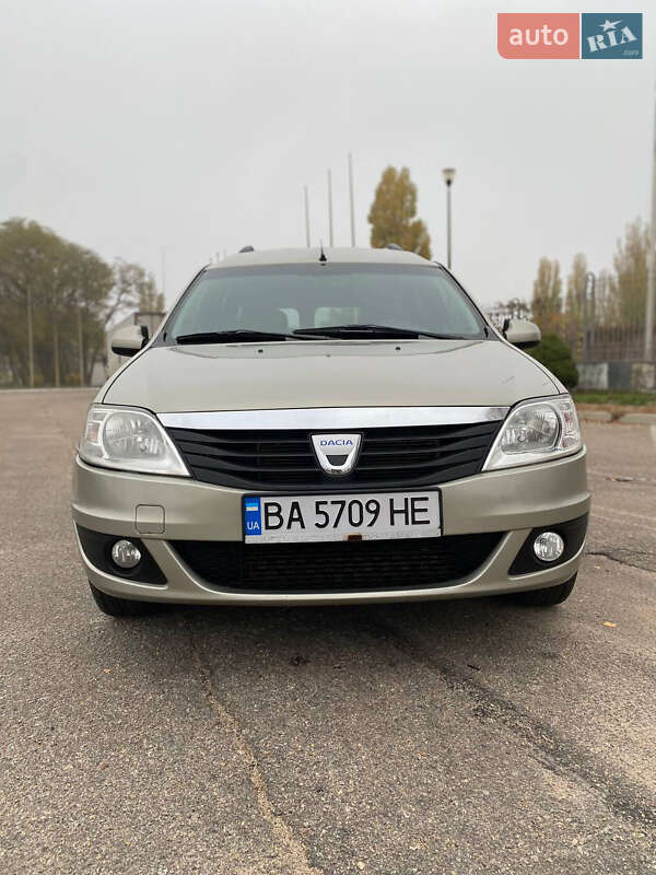 Універсал Dacia Logan MCV 2012 в Кропивницькому