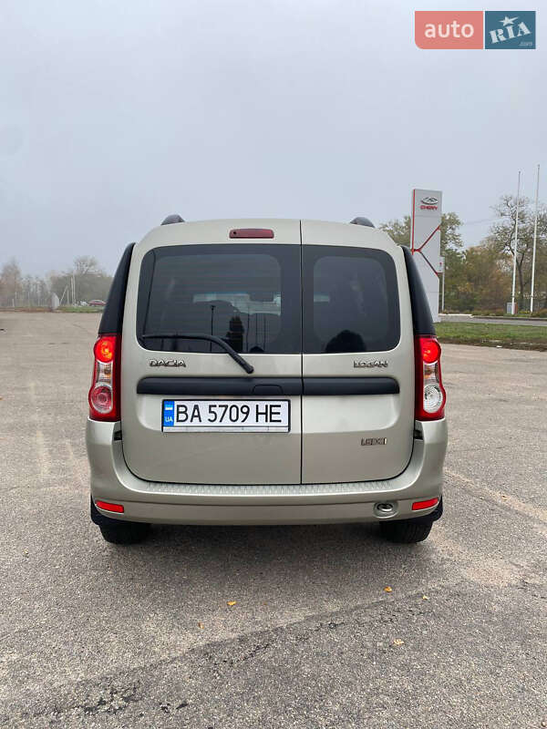 Універсал Dacia Logan MCV 2012 в Кропивницькому