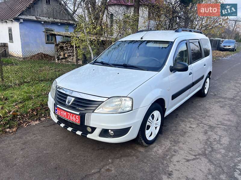 Универсал Dacia Logan MCV 2010 в Луцке